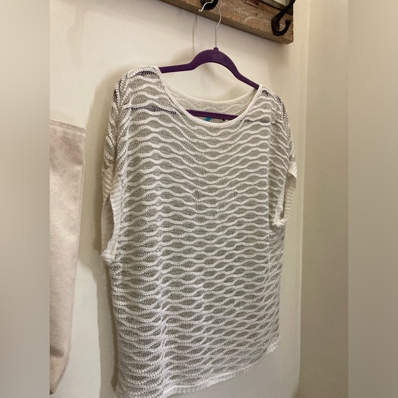 ALICE + OLIVIA Striped Scoop Neck Knit Sweater - Picture 3 of 6